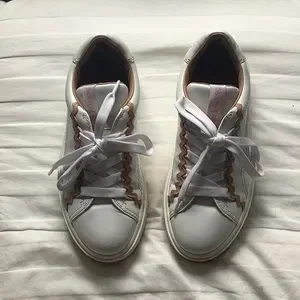 See By Chloe Shoes See By Chloe White And Brown Sevy Sneaker